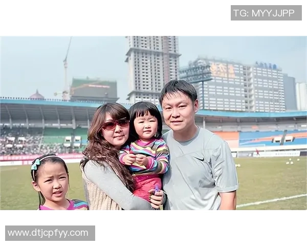 四川退役足球明星的传奇人生与对足球事业的深情回顾